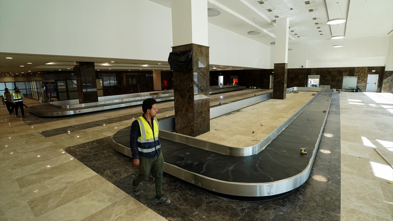 turk sirketlerin irakta restore ettigi uluslararasi musul havalimani yeniden hizmete acildi 1 yKfFvr8n