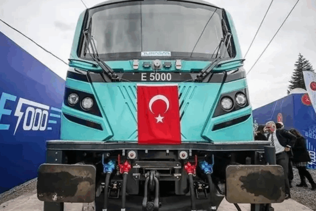 yerli lokomotif 617 tonla ilk seferini tamamladi sXcZ8ZZT