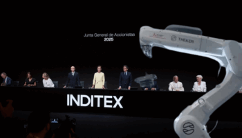 zaranin sahibi olan ispanyol moda devi inditex yapay zek destekli robotlarla uretim yapan thekere 6LaiDxwG