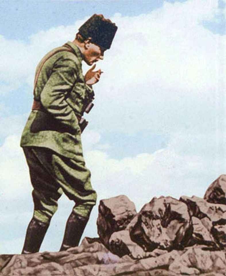 30 agustos sonrasi mustafa kemal pasanin tum hayatimda sevincle gecirdigim bir gece vardir dedigi HVei6acJ