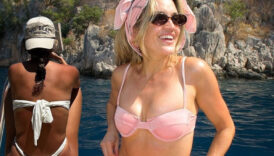 43 yasindaki pussycat dolls uyesi ashley roberts turkiyede yoga spor ve deniz pozlariyla formunu Enmc5qIG