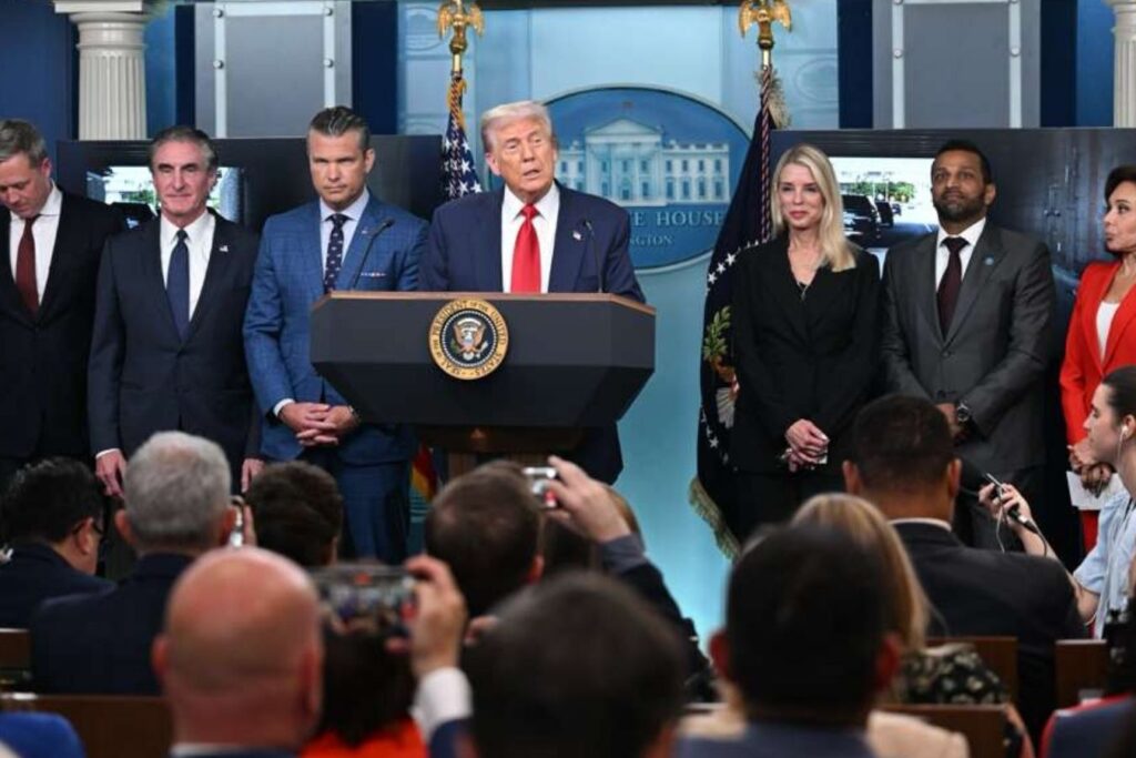 abd baskani trump baskent washingtonda kamu guvenligi acil durumu ilan etti UIbJs9aK