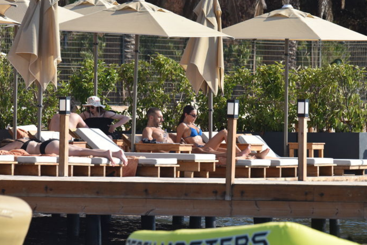 allan hakko ile pelin uluksar bodrum yalikavakta tatilde 0