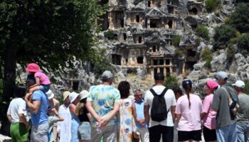 antalya ziyaretci rekoru kirdi tlygWWuk