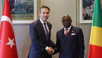 bakan bayraktar ve kongo basbakani makosso enerji ve madende isbirligini gorustu B9iz2t4I