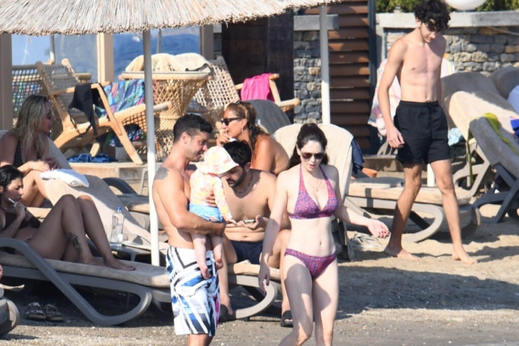 berk oktay ve yildiz cagri atiksoy ayrilmiyoruz tatilinde mgOEh1MT
