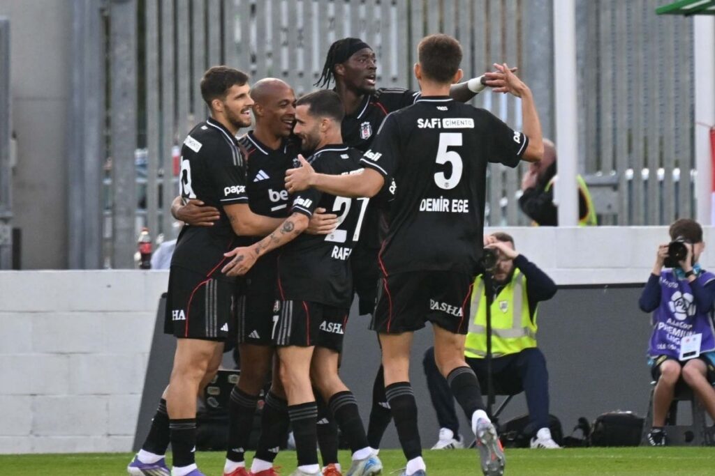 besiktas yeni transferi tammy abrahamin hat trick yaptigi macta st patricksi 4 1 maglup etti Nd7W31xU