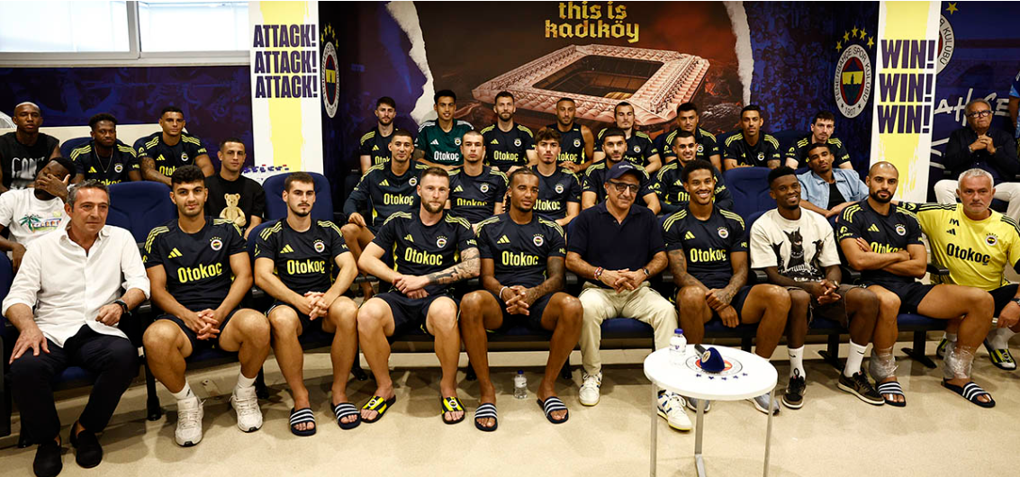 chobani kurucusu hamdi ulukayadan sponsor oldugu fenerbahcenin tesislerine ziyaret 1 Eu56hz4l