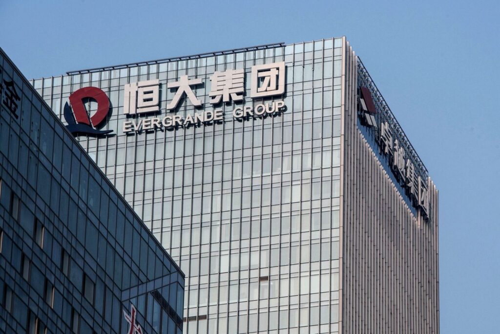 cinin emlak devi evergrande hong kong borsasindan cikarildi ARd4XOzY