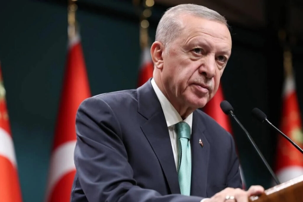 cumhurbaskani erdogandan 2025 yks yerlestirme sonuclari mesaji genclerimizi tebrik ediyor yeni egitim yilinda basarilar diliyorum JWjB7I1I