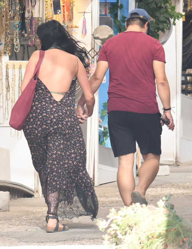 deniz cakirin bodrum kacamagi 0 wFFMlXzC