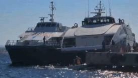 deniz otobusu avsa adasi aciklarinda kayaliklara carpti yolcular tahliye edildi cfCN8YF3