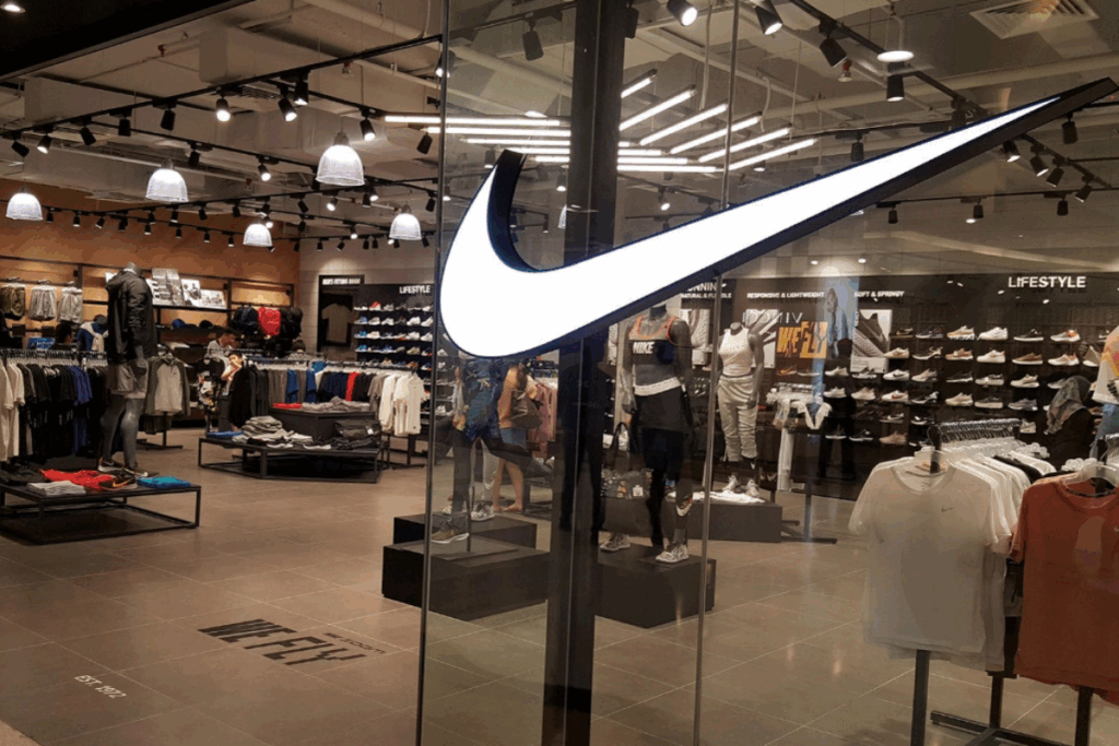 dev spor markasi nike isten cikarma yapacak V2g25Dv9