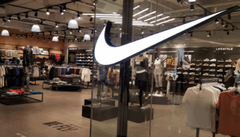 dev spor markasi nike isten cikarma yapacak V2g25Dv9