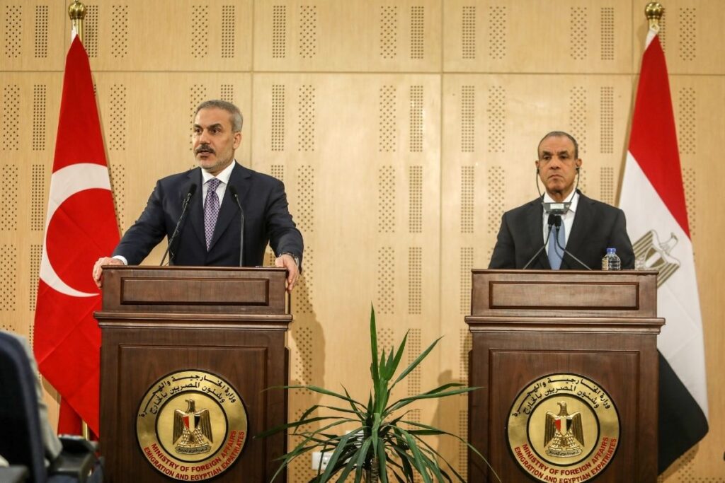 disisleri bakani fidan ve misir disisleri bakani abdulati iki ulke arasindaki ticaret hacmini 15 HHVpE4Ic