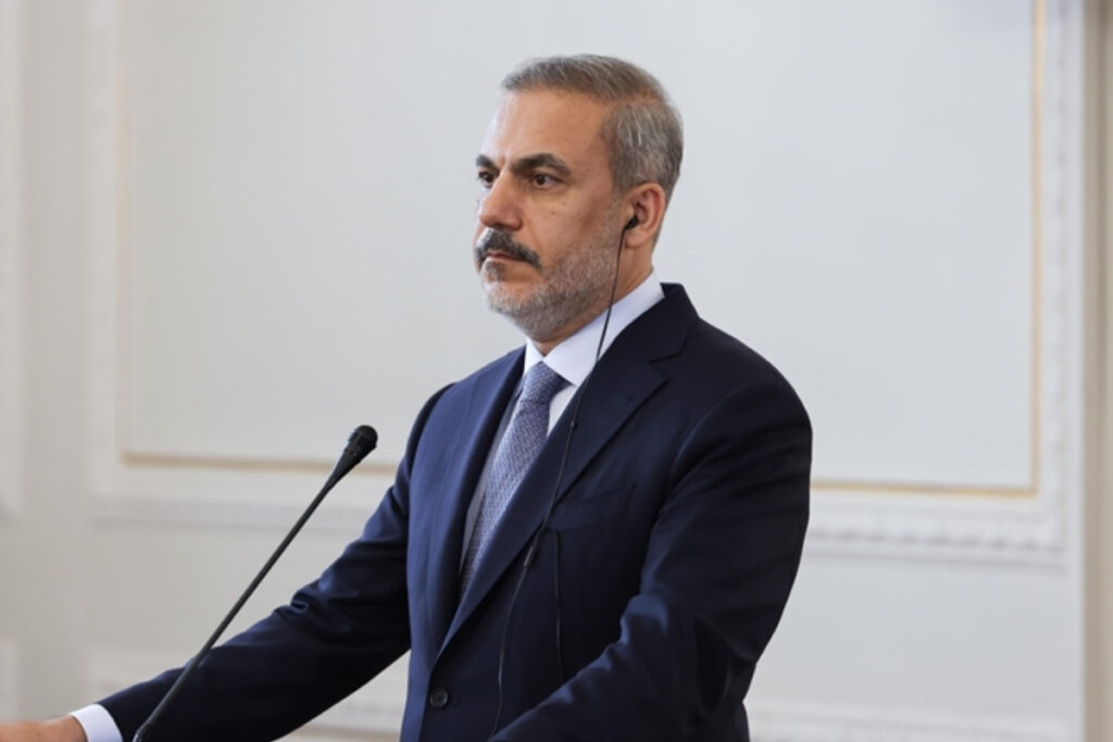 disisleri bakani hakan fidandan sama kritik ziyaret ikili iliskiler terorle mucadele ve suriyenin yeniden Zbspm8gH