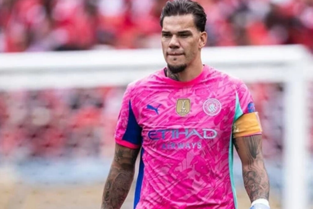 fabrizio romano duyurdu galatasaraydan ederson icin ilk resmi teklif 4KLBih5j