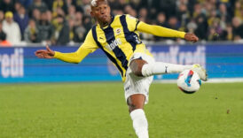 fenerbahce feyenoord ile oynayacagi sampiyonlar ligi maclari icin uefa kadrosunu acikladi talisca kadroda yok OuwZZ3NW
