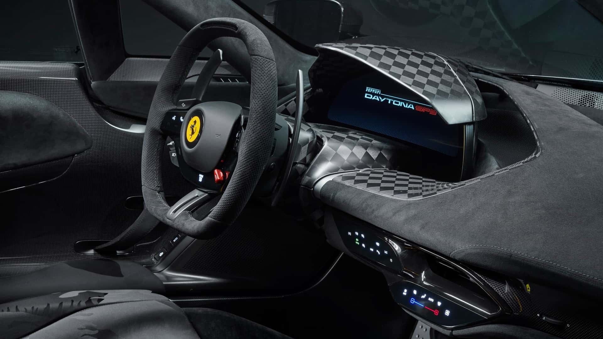 ferrari daytona sp3 muzayedede 26 milyon dolara satilarak tarihe gecti 4 rIuAneRh