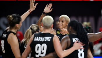 filenin sultanlari bulgaristani 3 0 yenerek son 16yi garantiledi YzUtsuSj