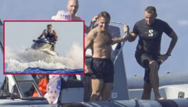 fransa cumhurbaskani macron esi brigitte ile tatile cikti macronun jetskideki goruntuleri dikkat cekti 48d5z33D