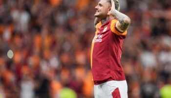 galatasaray fatih karagumruku 3 0la gecti aylar sonra oyuna giren icardi fileleri havalandirdi LWy9wnEO