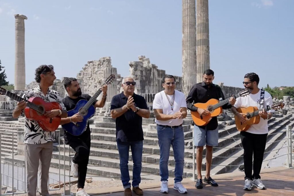 gipsy kings by andre reyes apollon tapinaginda klip cekti FhazA74W