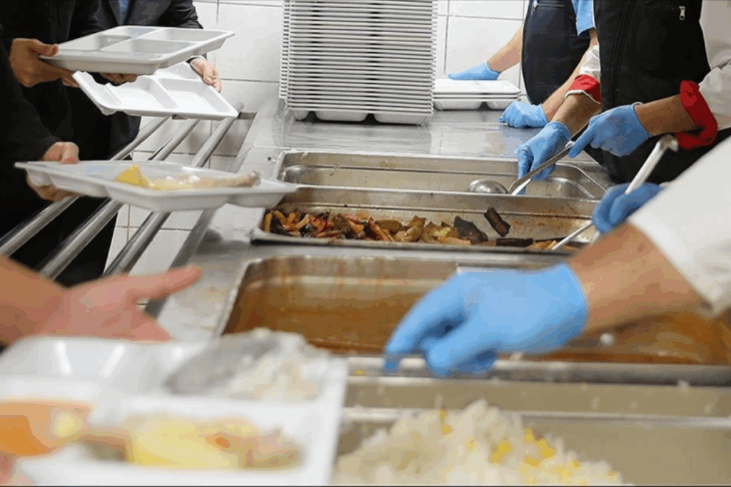 hazir yemek sektorunden toplu yemek verecek kisi ve sirketlere gida guvenligi uyarisi 9hiU8wGS