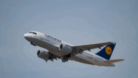 izmir munih seferini yapacak olan lufthansanin ucagi 16 saat 10 dakika rotar yapti yolcular isyan xX5Frgbq