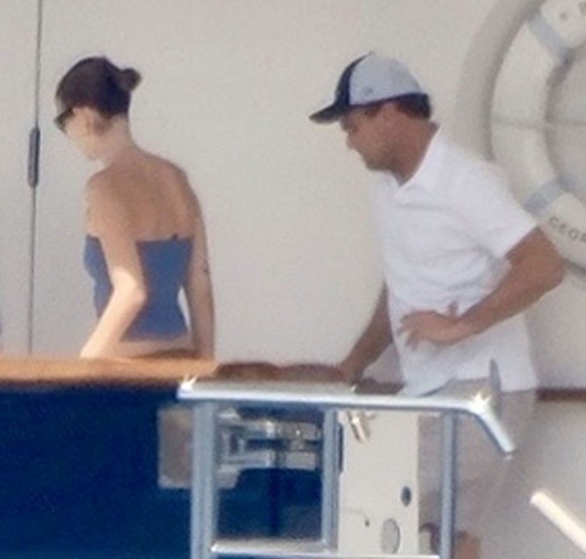 jeff bezos lauren sanchez bezos cifti koruda leonardo dicaprio ve nisanlisini agirladi 1 7cVuEnbk