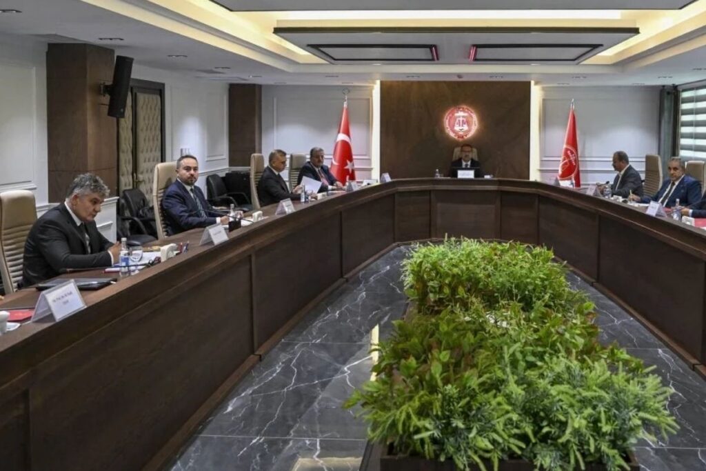kamu hakem kurulunun memur zammiyla ilgili ilk toplantisi sona erdi XJTEkYnV