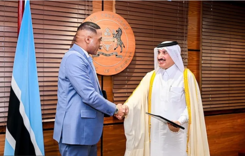 katar kraliyet ailesinden el saninin sirketi el mansur holding iki guney afrika ulkesine toplamda Ul9pvD6w