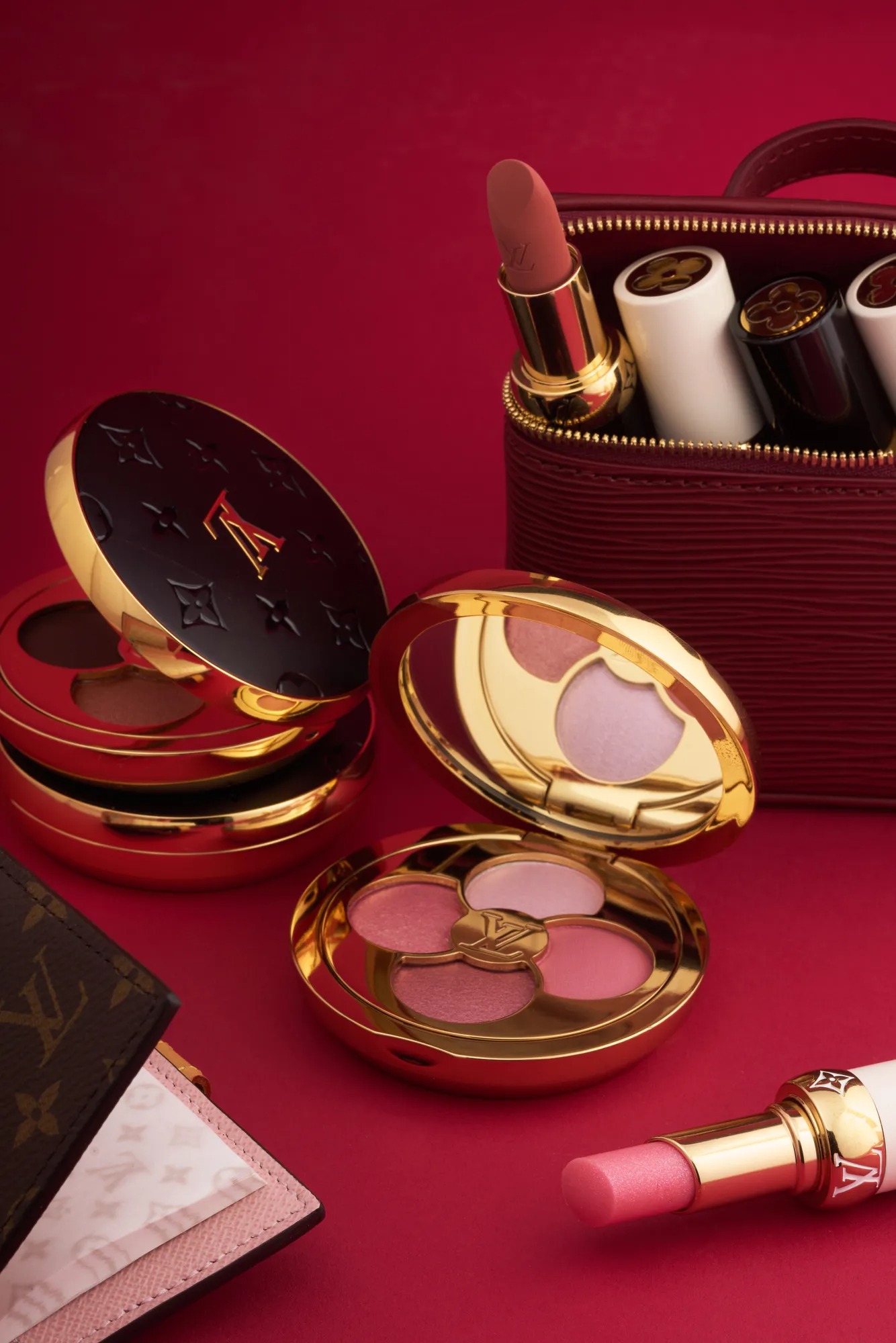louis vuitton ilk makyaj koleksiyonunu tanitmaya hazirlaniyor 0 tkMgWEMp