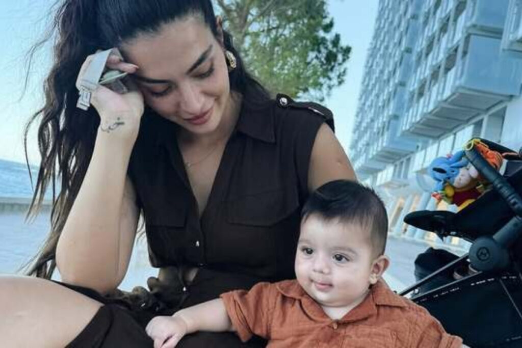 melisa asli pamukun mutluluk parcasi X47QWVYA