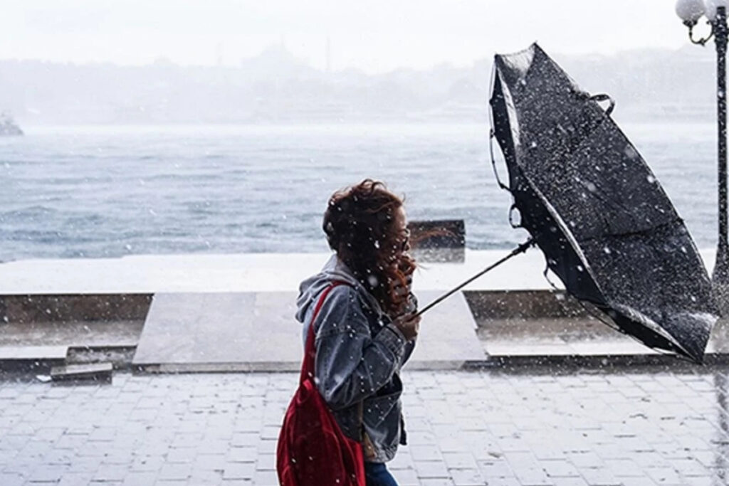 meteorolojiden 11 sehir icin firtina uyarisi D9hPs5eN