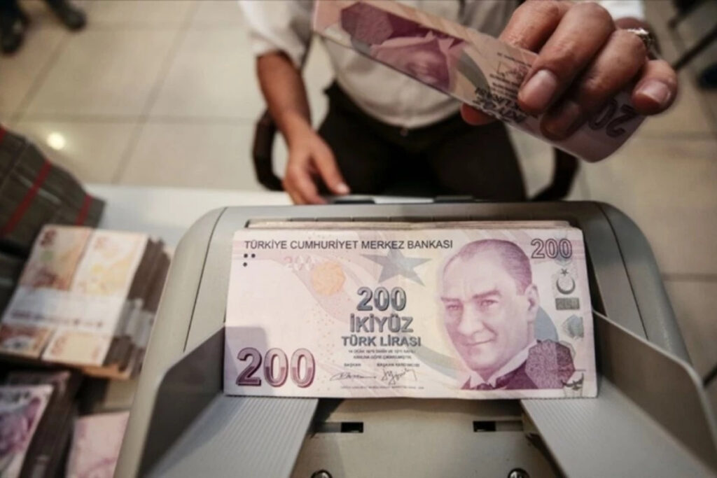 mevduat faizi bu yil ilk kez yuzde 40in altinda gIi7S2Ra