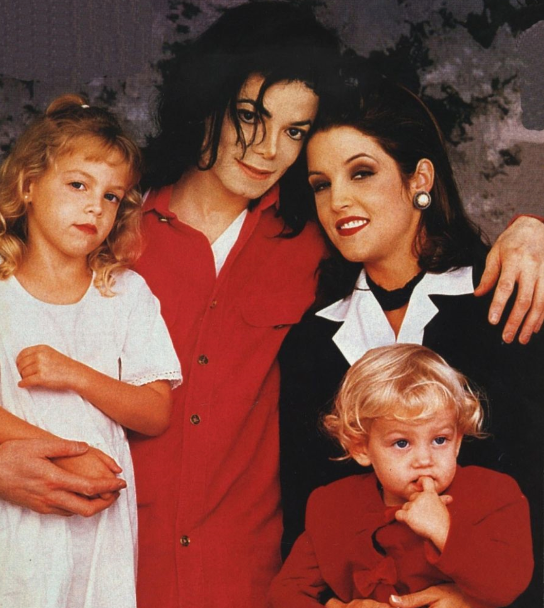 michael jacksonin kizi paris jackson venedikte kirmizi halinin yildizi oldu 0 7FgqNCWz