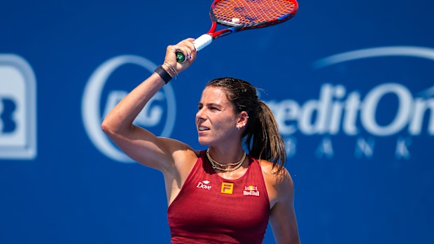 milyarder tenisci emma navarro babasinin 193 milyon sterlinlik yaklasik 105 milyar tl yatirimi sonrasi Gm4OJ5kN