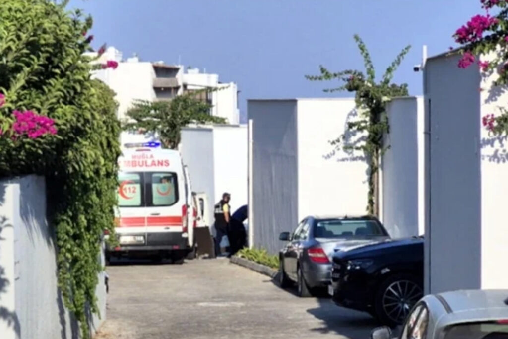 mugla bodrumda tatil sitesinde silah sesleri polis eve girdiginde sevgilisini vurarak intihar eden ciftin VGLXnbdb