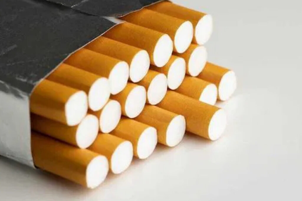 philip morris grubu sigaralarina 10 tl zam geldi en ucuz sigara 90 tl en yMOOTbkY