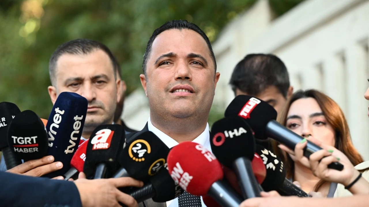siyasi taht kavgalari ve bunlarin yansimasinin arkasinda yakin tarihin kodlari mi gizli beyaz toros QwzQh1X1