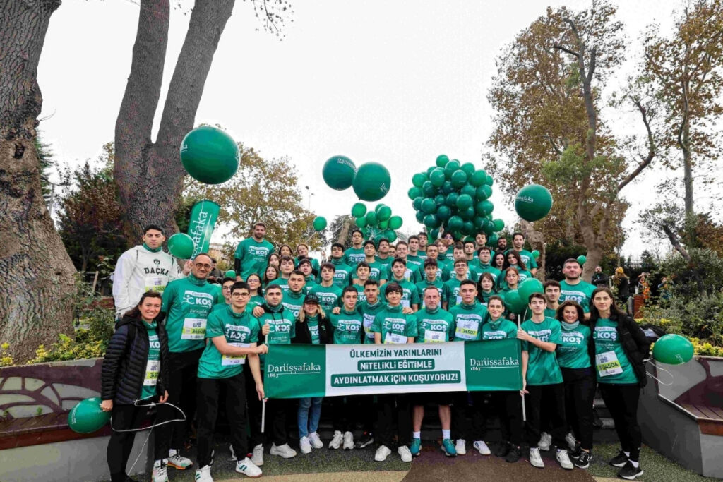 soz konusu egitimse yardima kosariz cagrisiyla darussafaka 2 kasimdaki istanbul maratonunda bagis kampanyasi yurutecek 267PnY62