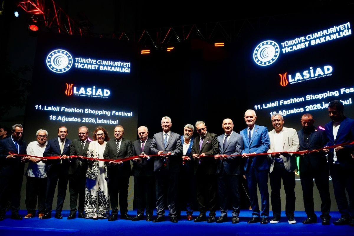 ticaret bakani omer bolattan laleli fashion shopping festivalinde 2026 mesaji 0 5RwrGhK6