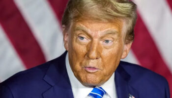 trumptan eski fbi ve cia baskanlarina gozalti icin yesil isik SJ5EuVre