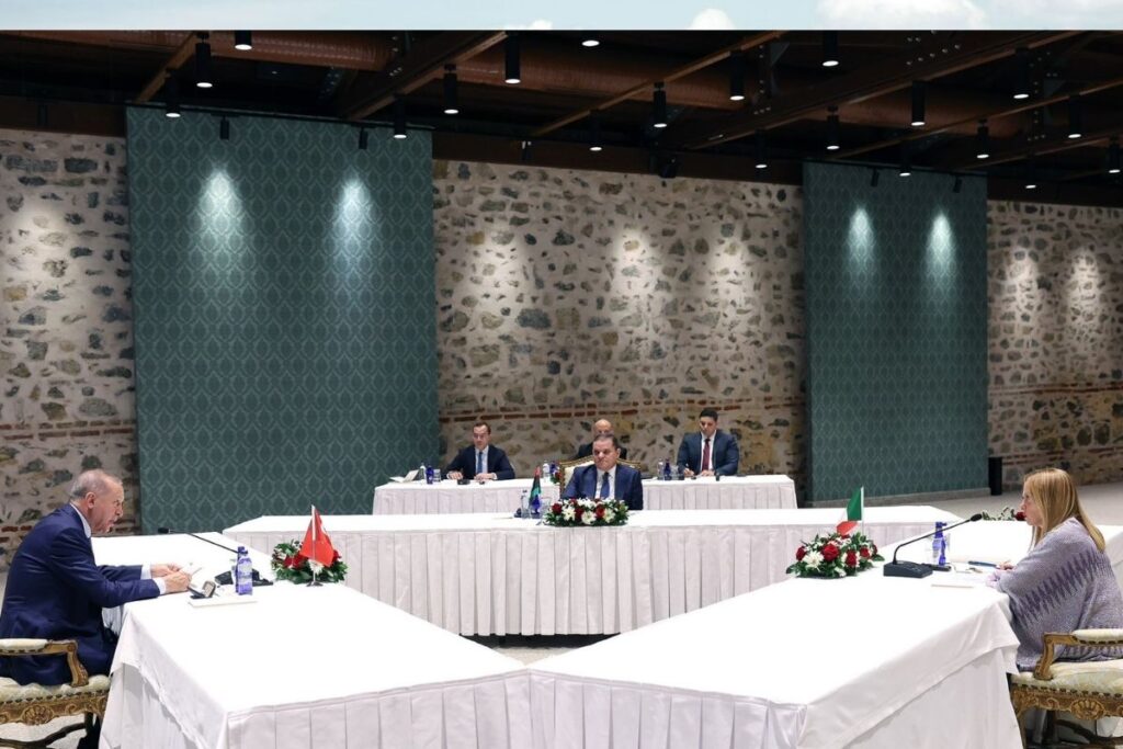 turkiye italya ve libya arasindaki zirvede duzensiz goc hareketlerinin cozumu one cikti 4vztSvyS