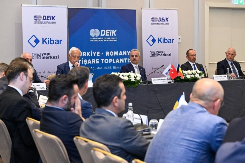 turkiye romanya yuvarlak masa toplantisi yapildi ulastirma ve altyapi bakani abdulkadir uraloglu da katildi bxUeXQTi