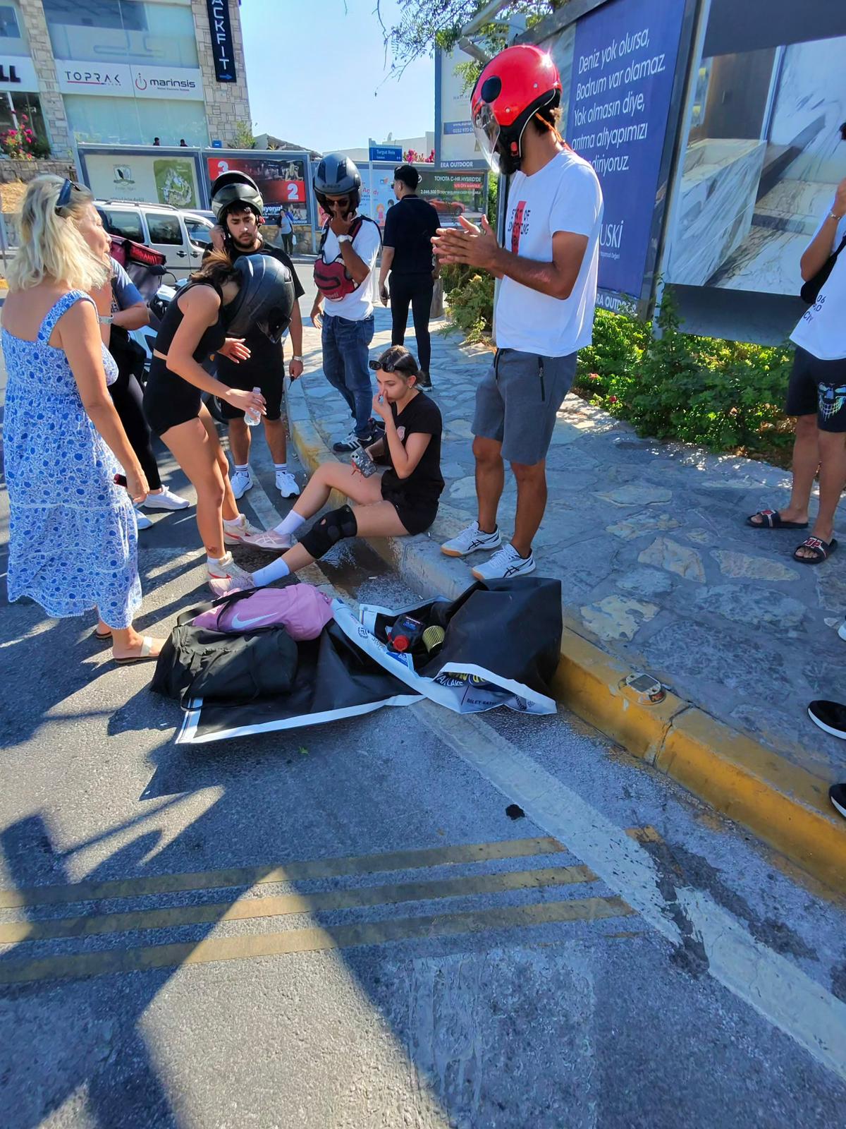 unlu sunucu ve oyuncu seray sever bodrumda kazaya karisti 0 MTqOIGLu