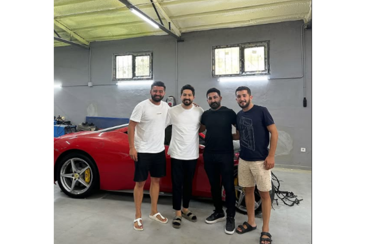 ustanin kaza yaptigi ferrariyi futbolcu satin aldi 0 rytyL9dt