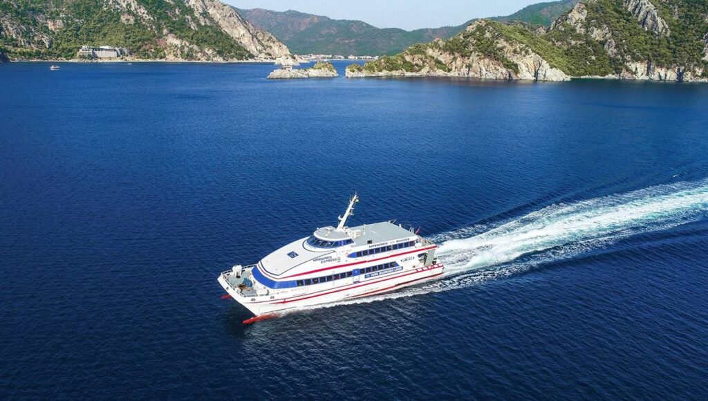yunanistanin semadirek adasi kapilarini turk turistlere aciyor vize memuru atandi tek eksik feribot seferi mYdh96JY