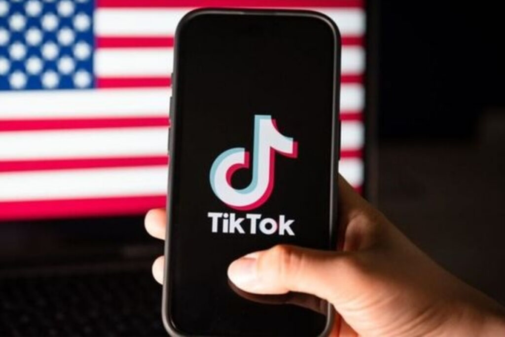 abd baskani donald trump tiktok satis kararnamesini imzaladi eId5khce